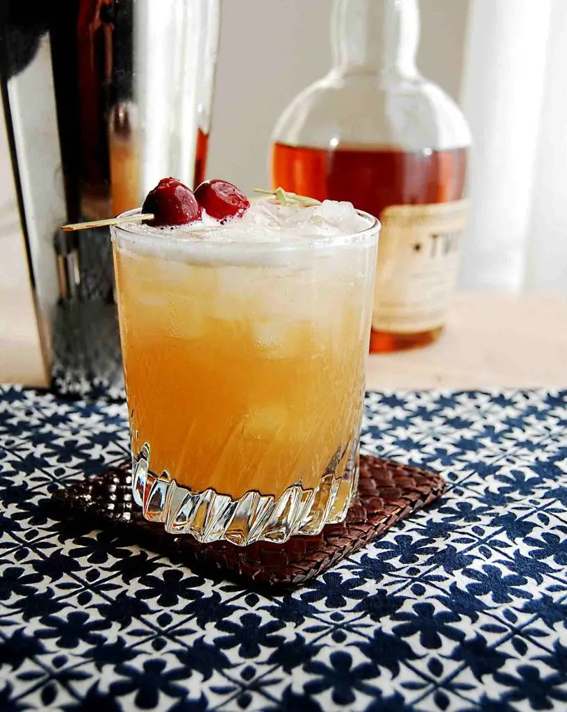 +10 Cocteles con Amaretto ¡Recetas faciles de preparar en casa y más!