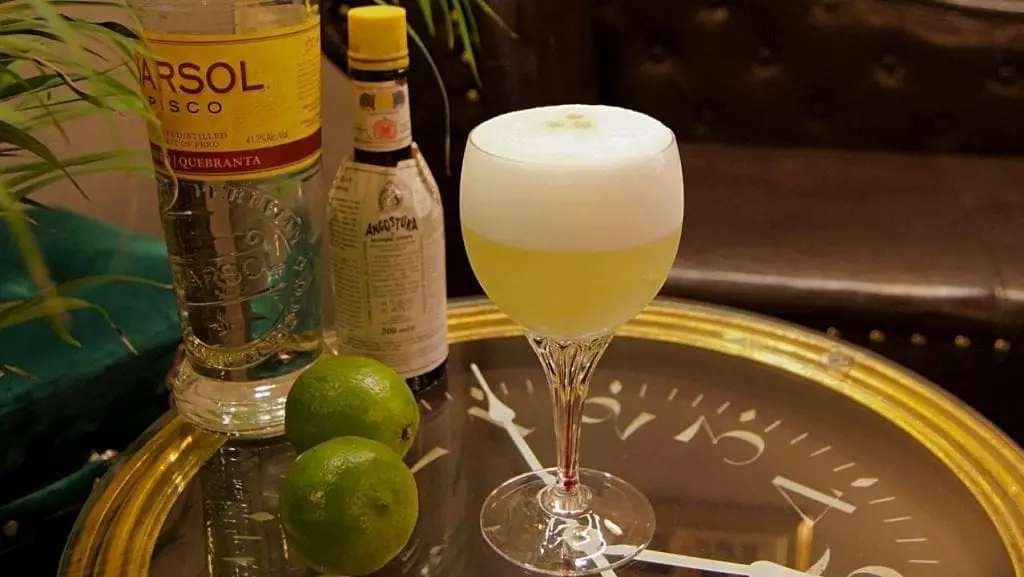 Pisco sour chileno