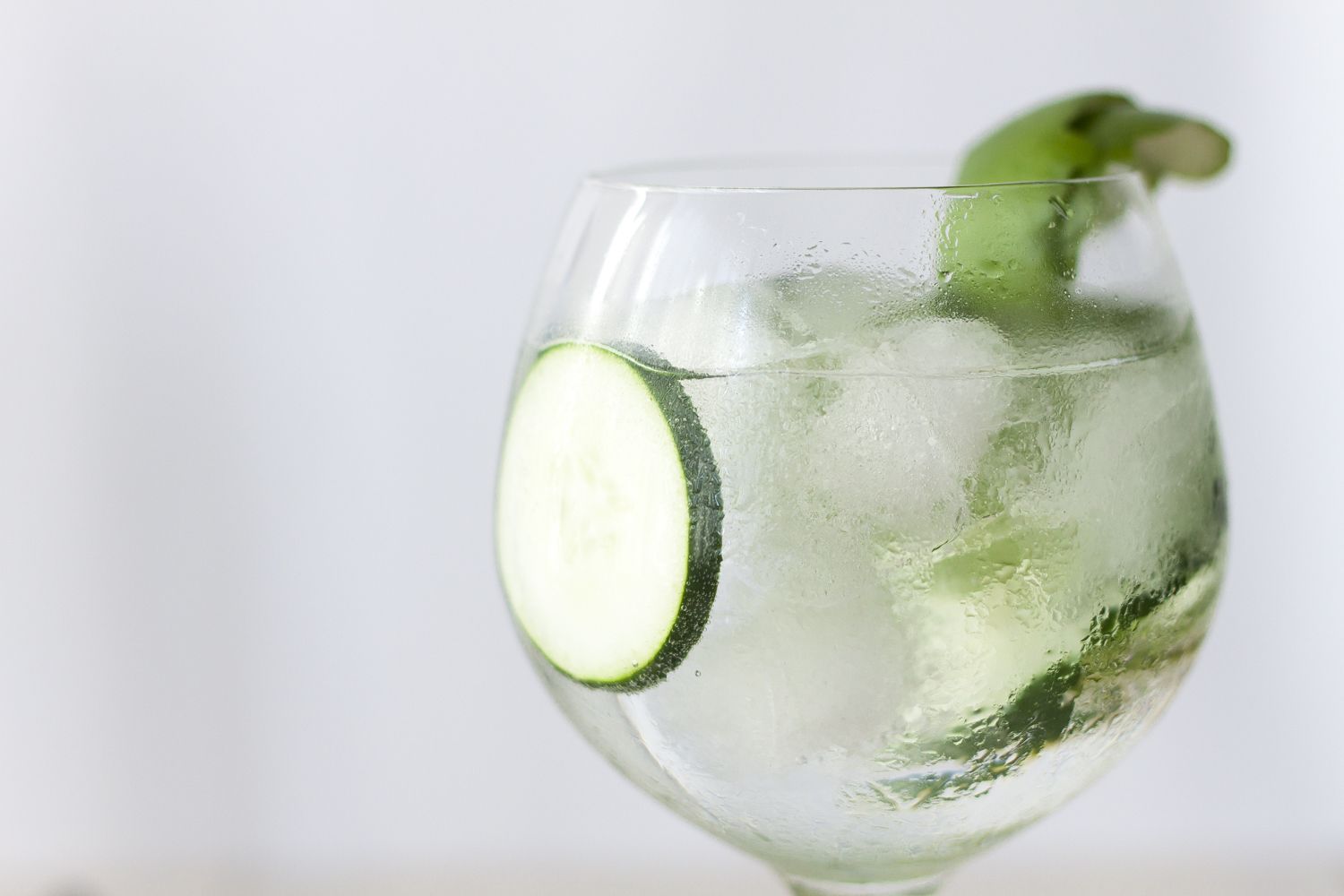 Cocktail Gin tonic ¿Cómo hacer? Recetas e Ingredientes (Origen)