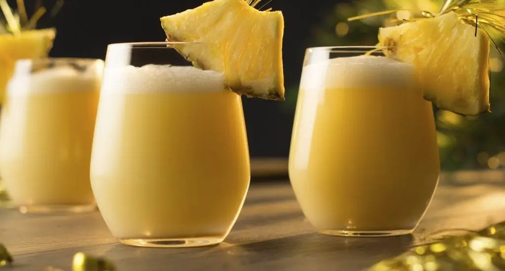 cocteles con piña