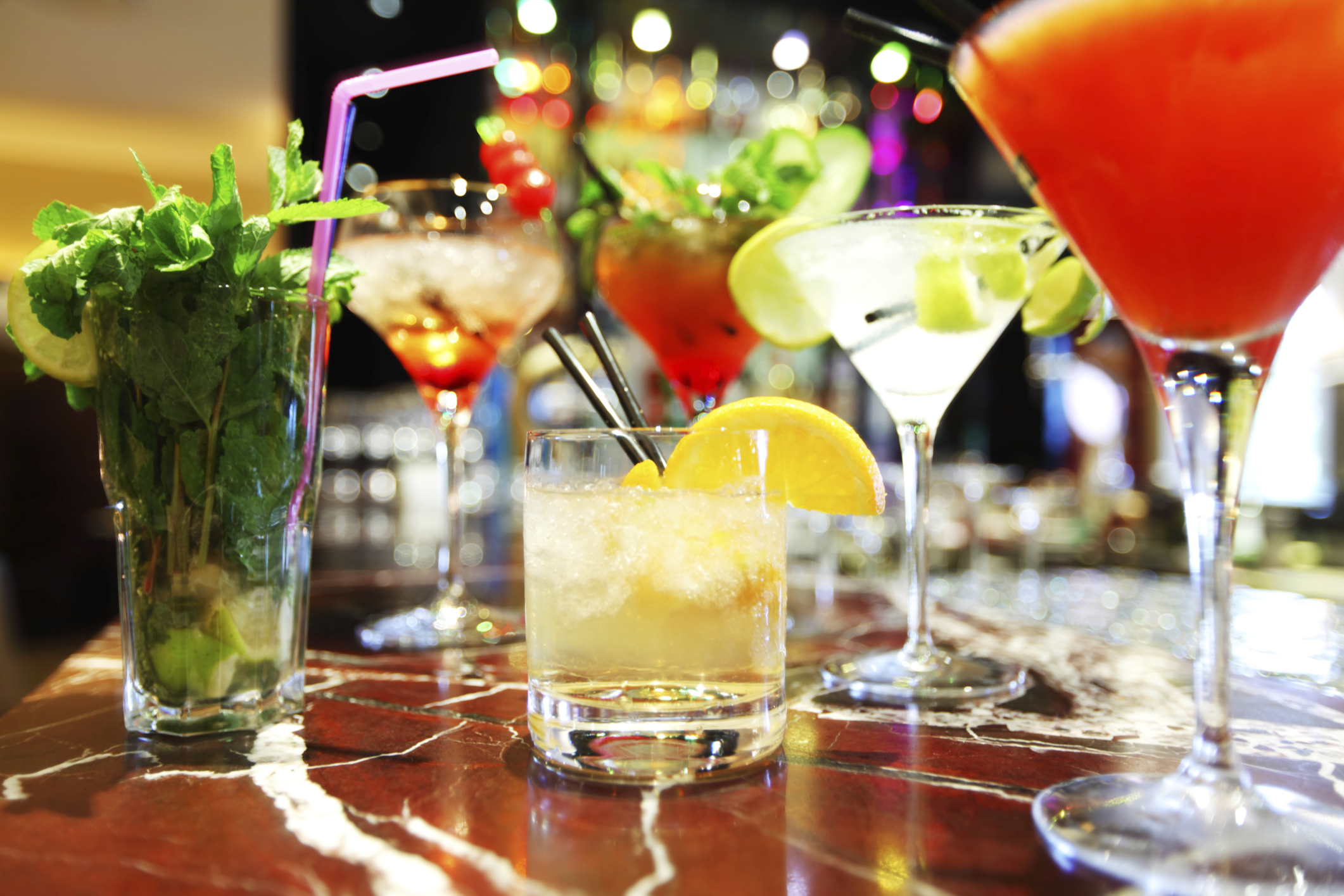 5 Recetas de bebidas fiestas (con alcohol) ¡Faciles de