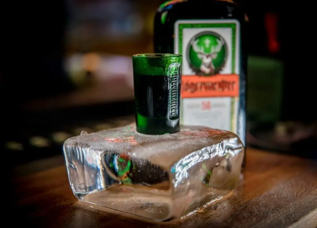 tragos con jagermeister