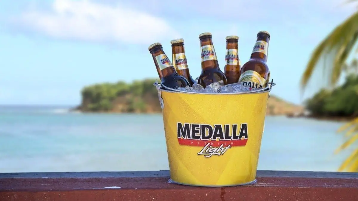 +5 Bebidas típicas de Puerto Rico ¡Sabor caribeño! Recetas + Ingredientes