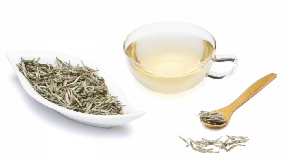 Té blanco ¡Natural y delicado! (Beneficios y contraindicaciones) Té blanco ¡Natural y delicado! (Beneficios y contraindicaciones)