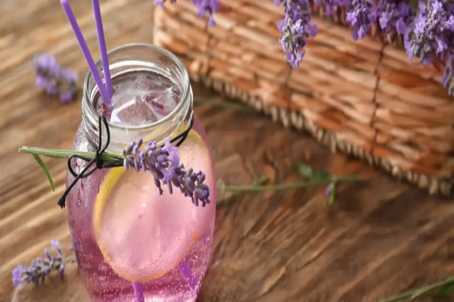 Agua de lavanda