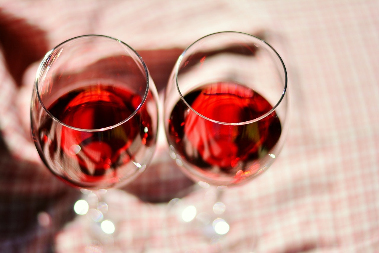Vino Joven: Orígenes y características de esta exótica bebida